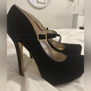 Elegant Black Velvet Heels